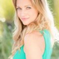 AJ Cook enceinte !